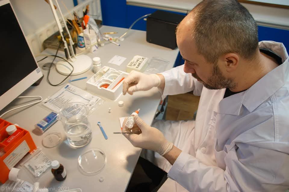 Стаття антарктичних лікарів, які зараз на фронті, вийшла в престижному журналі